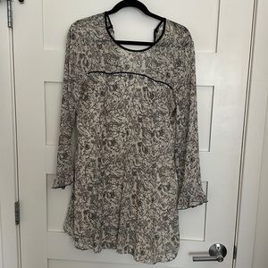 Kimchi Blue (Urban Outfitters) long sleeve mini dress